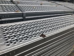 Stahlgerüst 198 qm (33x6m) - mit Stirnrahmen 3 m Feld Fassadengerüst Gerüst Baugerüst Gerüstbau