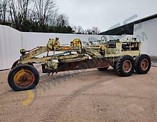 Caterpillar 12